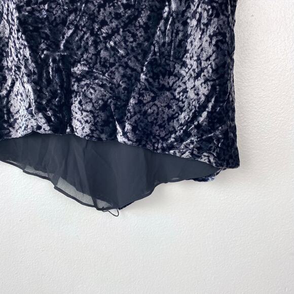Anne Klein Velvet Whimsygoth Cami Gray Black Crushed Velvet Triangle Hem Size 12 - Picture 7 of 9